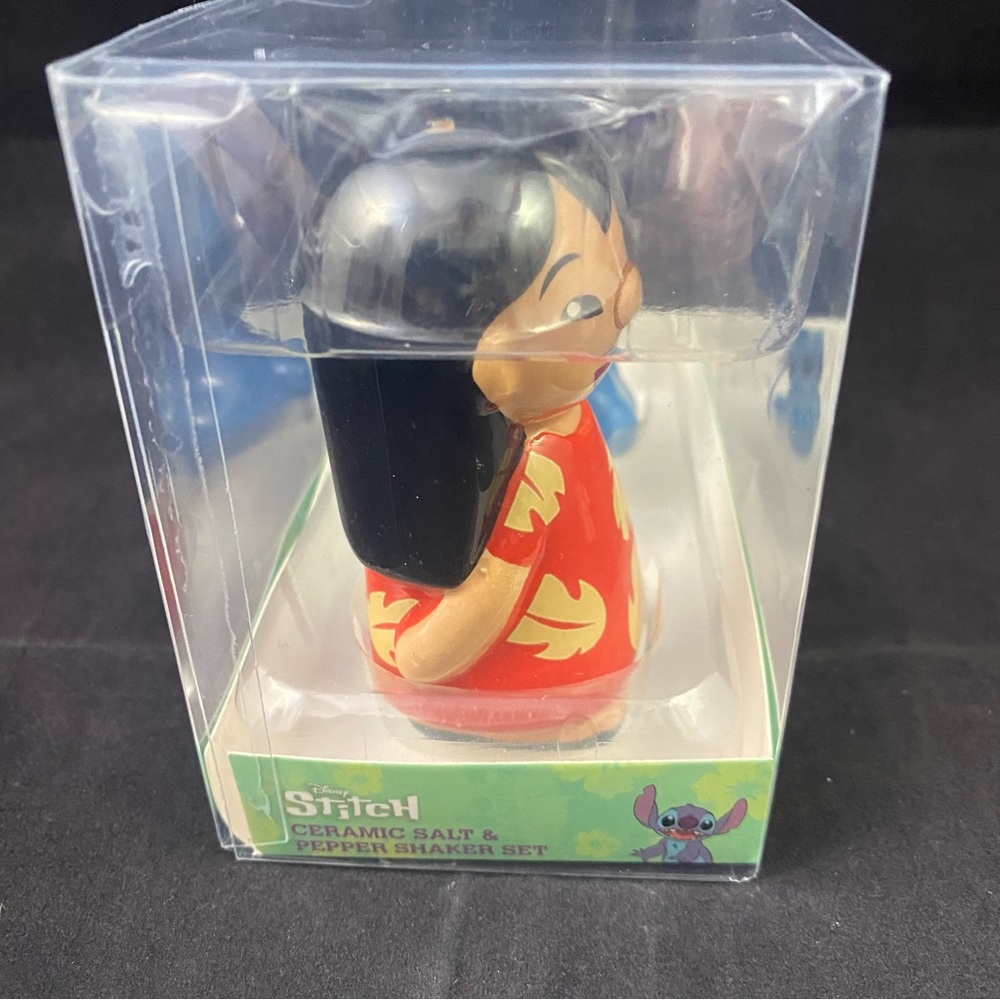 Disney Stitch and Lilo Salt & Pepper Shaker Set NIB - Picture 6 of 7